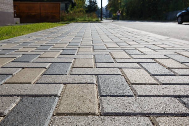 Best Concrete driveway pavers in Girard, OH