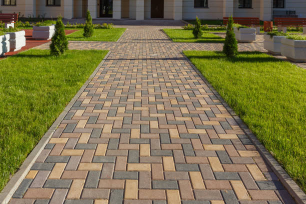 Best Interlocking driveway pavers in Girard, OH